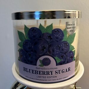 Bath & Body Works Blueberry Sugar 3 Wick Candle